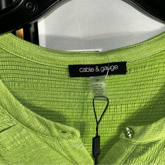 Cable & Gauge Green Textured Button Down Shirt - Picture 3 of 6